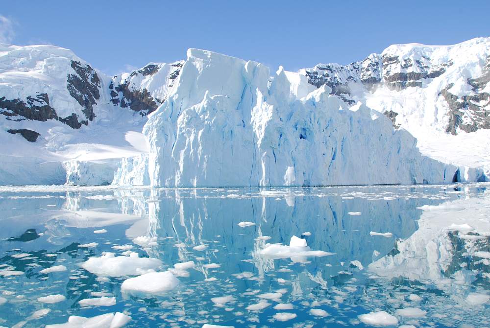 Экспедиционный круиз к Антарктическому полуострову «Ледяные горизонты» на мега-яхте SH Vega